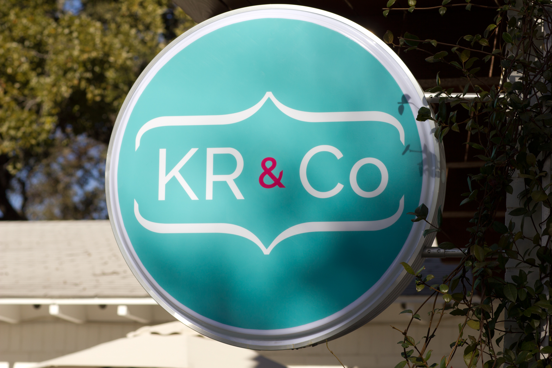 KR&Co sign